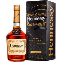 Hennessy Коньяк VS 4 года выдержки 0.5 л 40% в подарочной упаковке (3245995817111)